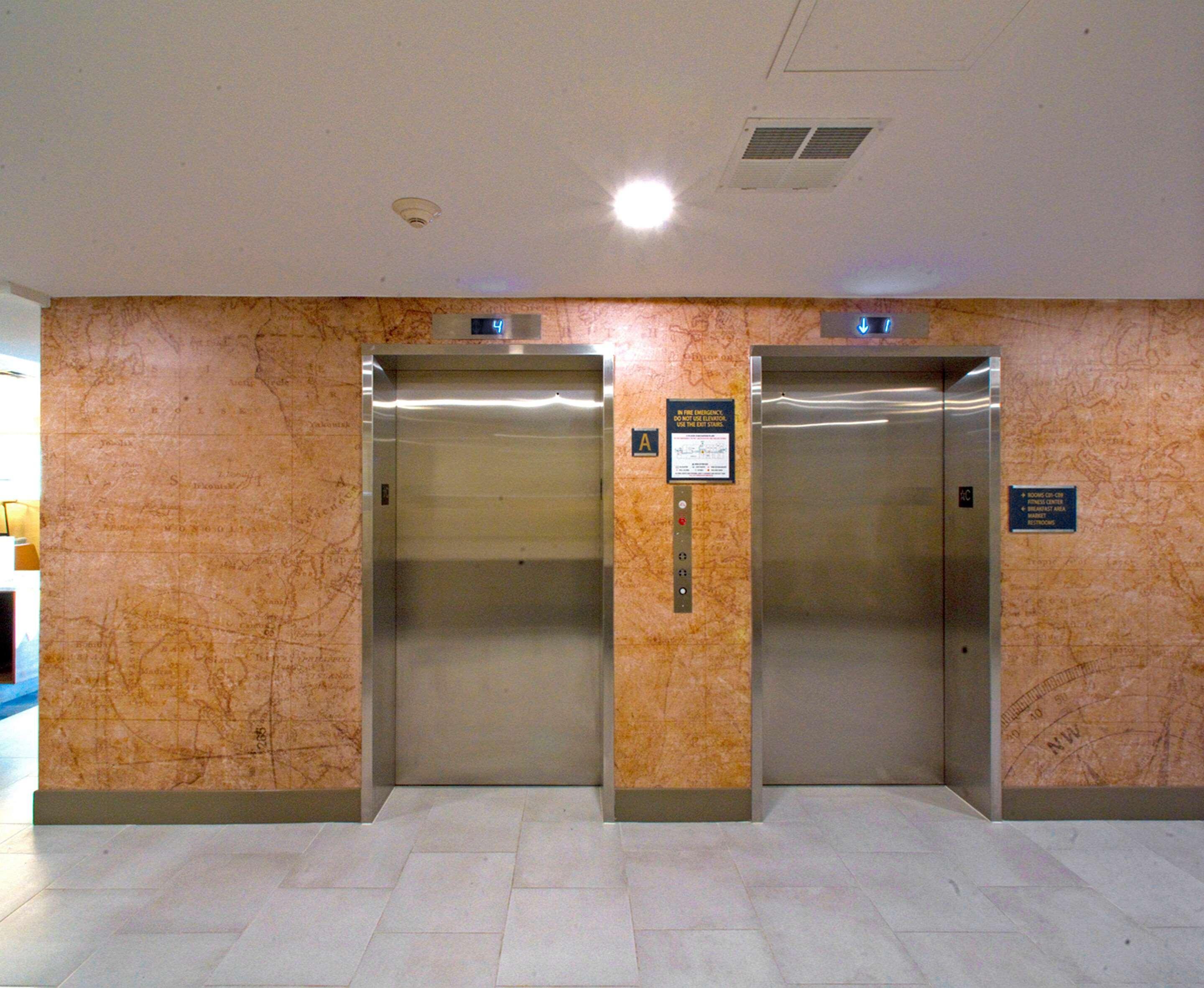 Comfort Inn Jfk Airport New York Buitenkant foto